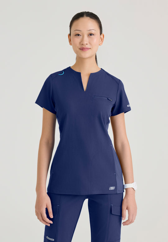 Reward Women's 3 Pocket Notched V-Neck Top